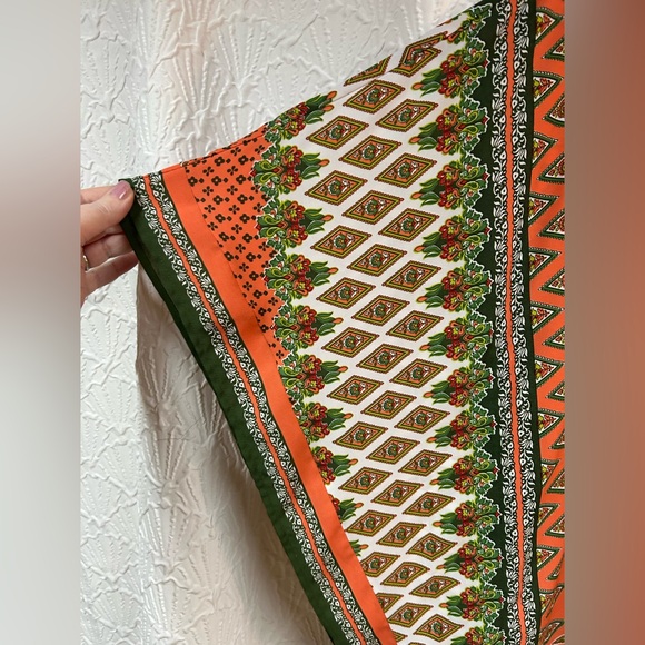 Kim Gravel Belle Large Multicolor Paisley Top - Picture 3 of 6